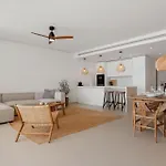 Vivi Homes - Valley - Sea Views - Pool - Terrace Apartment